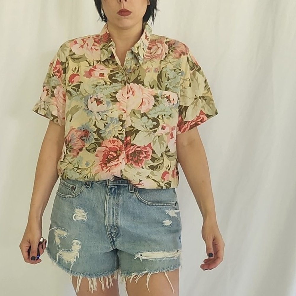 00s Liz Claiborne Pink and Tan Floral Shirt
